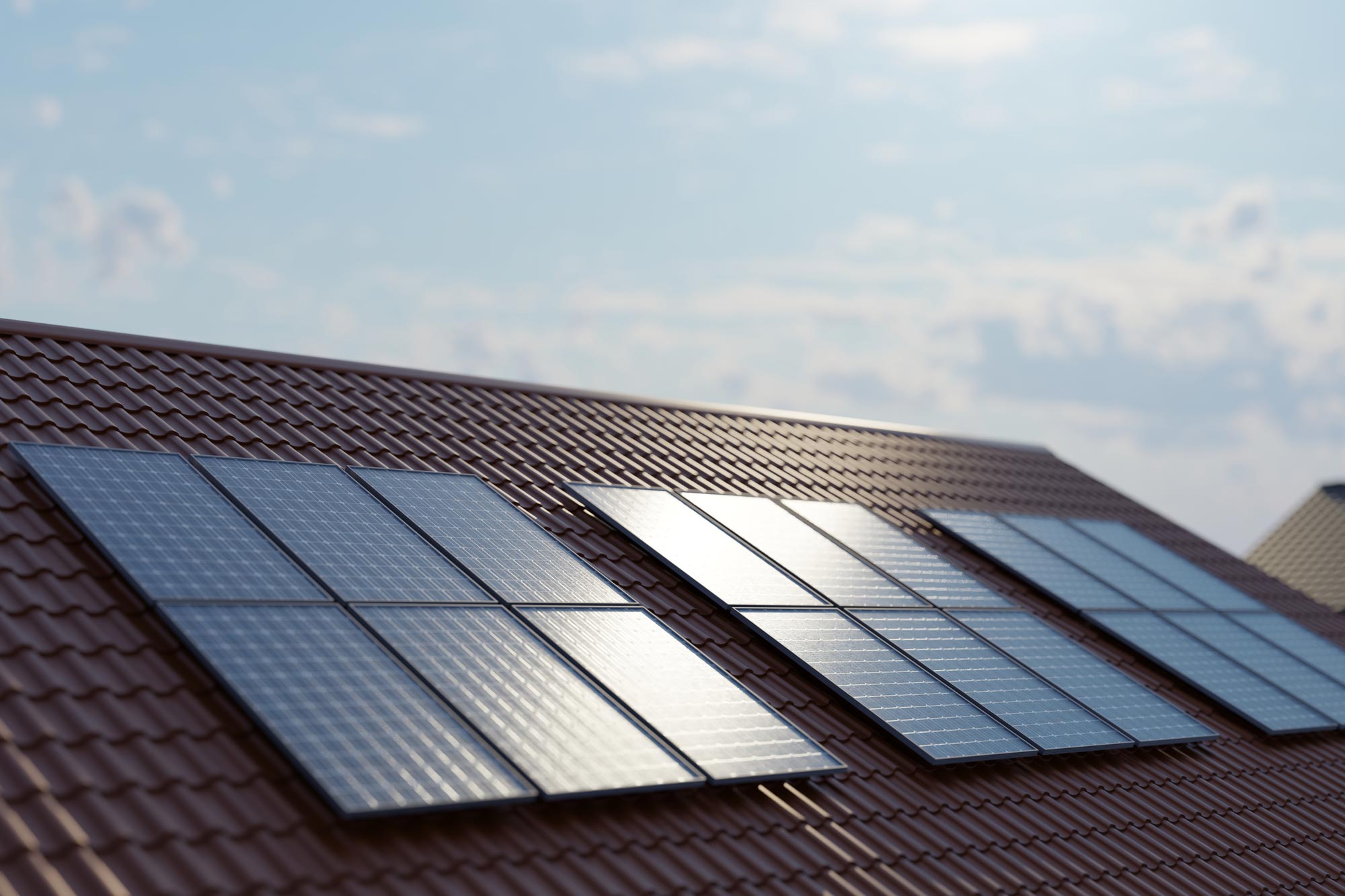 Solceller på ett villatak